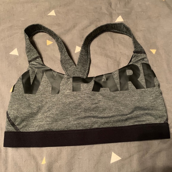 IVY PARK Other - Ivy Park Medium Sports Bra